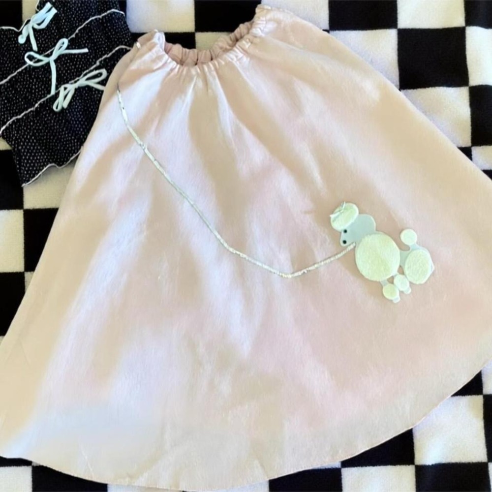 XL Pink poodle skirt Halloween costume sockhop poodle skirt
